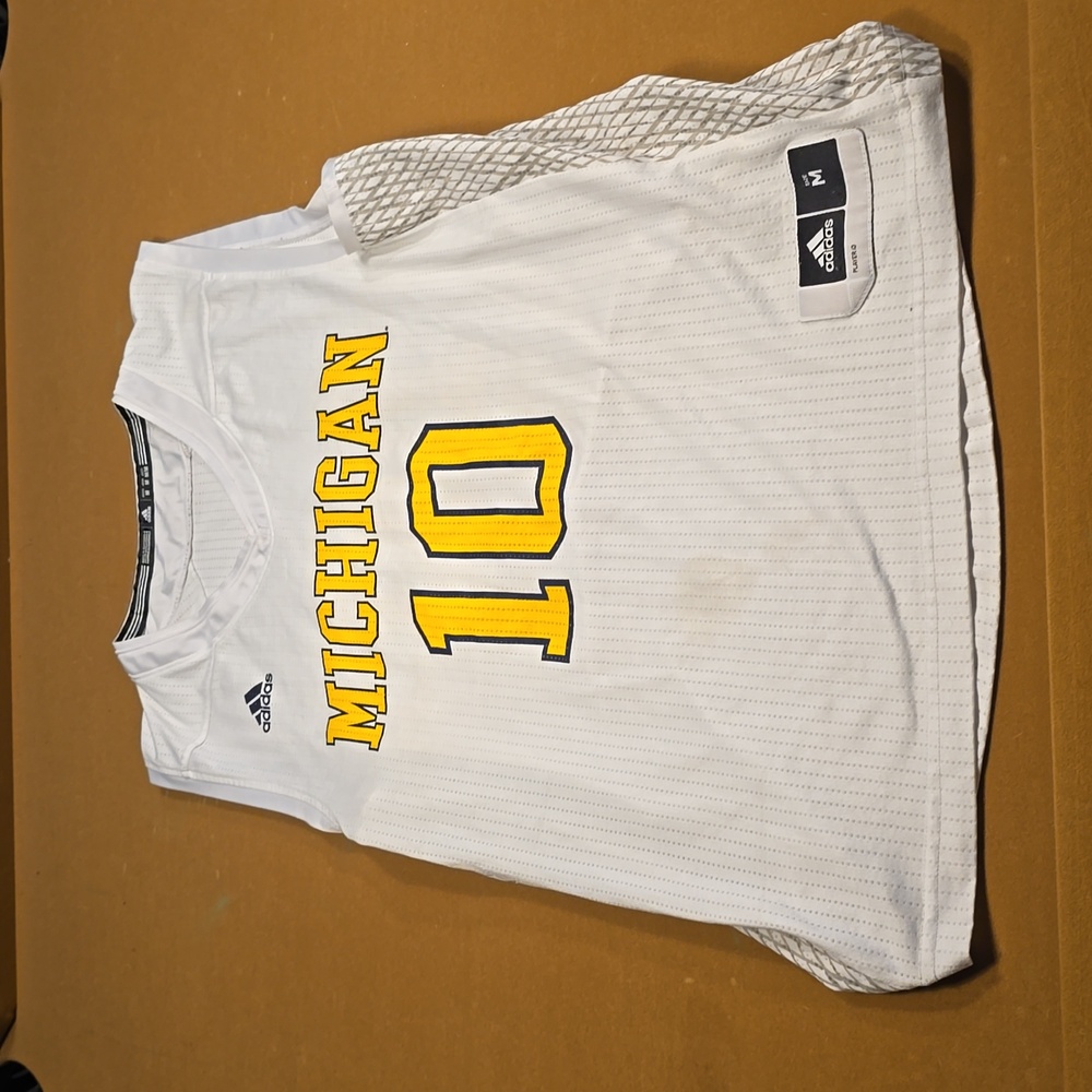 Basketball jersey